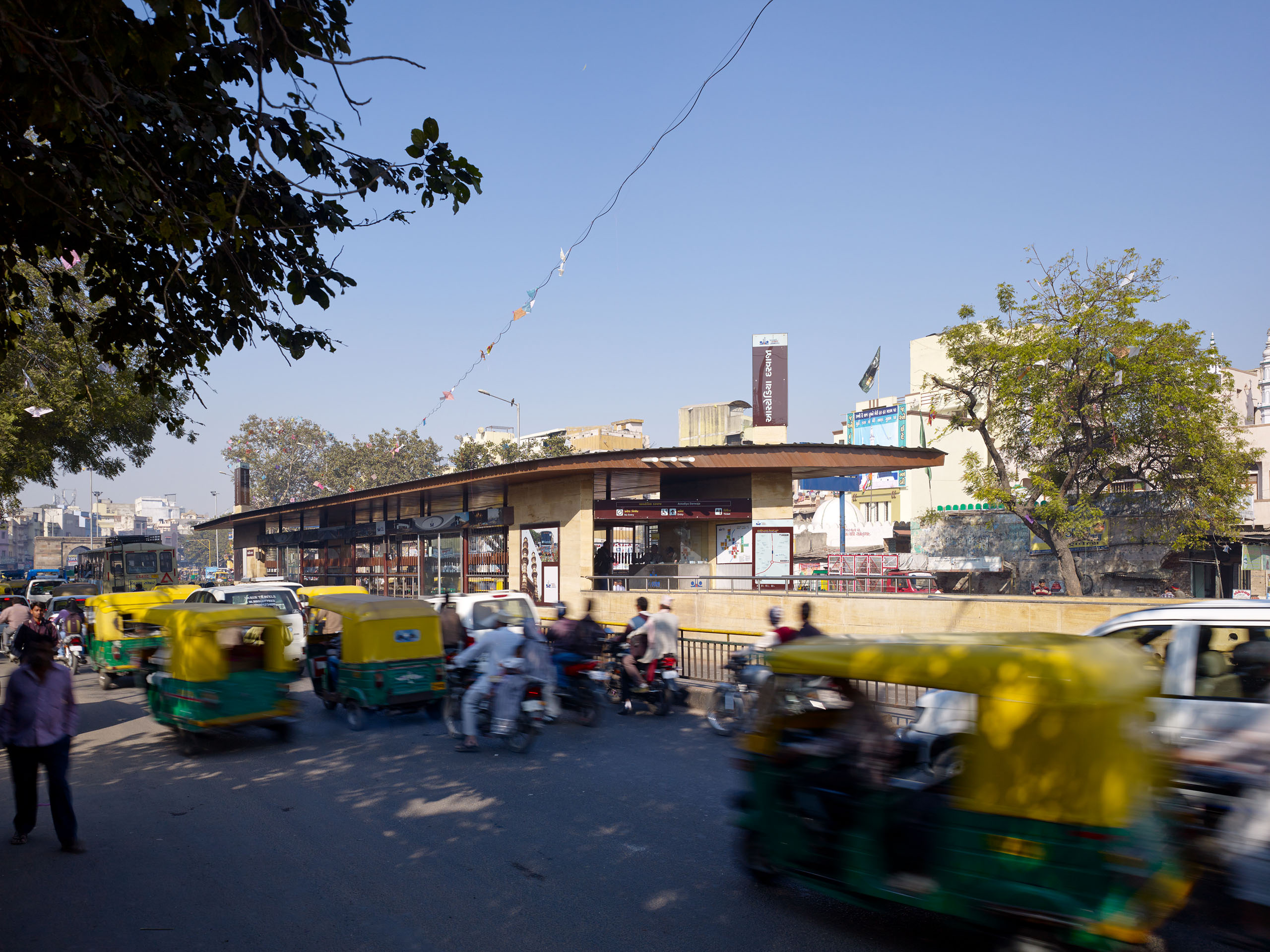 E14492 Alpa 042595 j2560